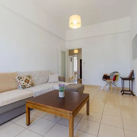 Spacious Seaview In *